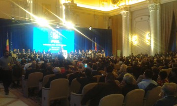 Ședința Consiliului Național al noului PNL, la Palatul Parlamentului: delegaţiile PNL şi PDL din Constanţa stau separate!
